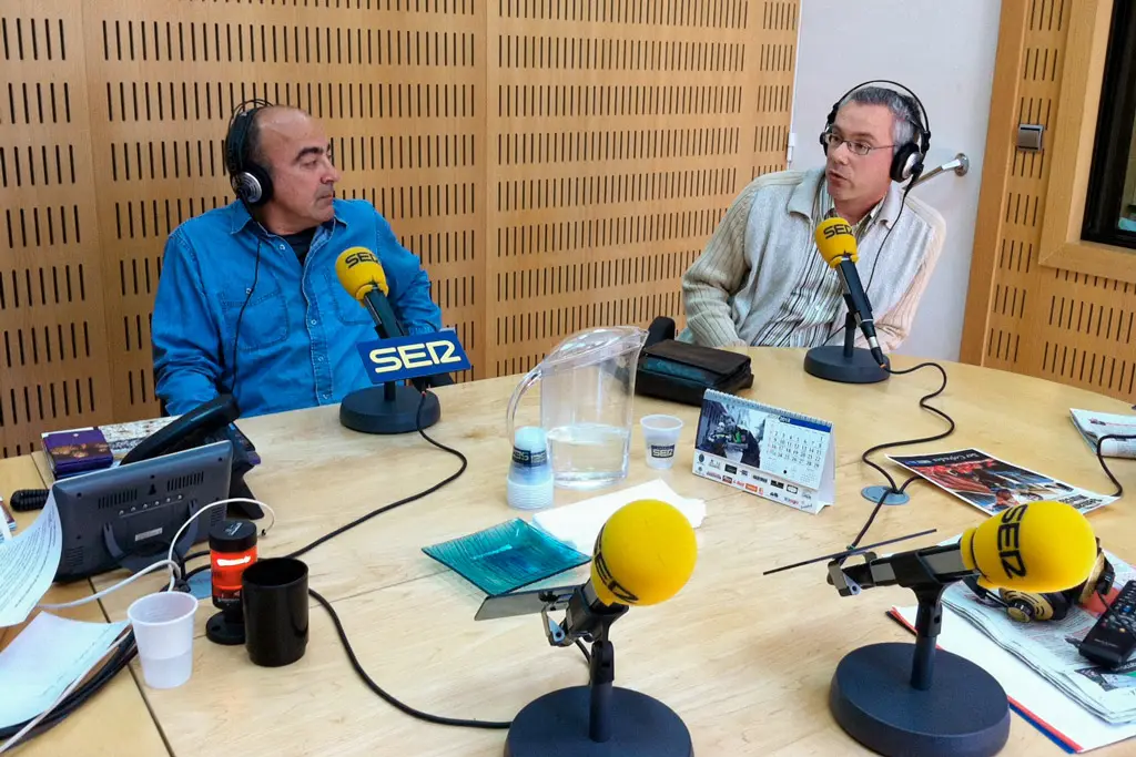 Entrevista en la SER (Murcia) con el fotógrafo Joaquín Zamora Entrevista en la SER (Murcia) con el fotógrafo Joaquín Zamora