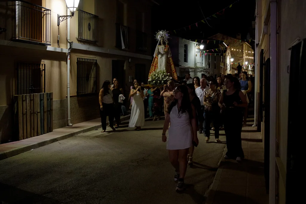 The Virgen de la Rogativa carried through the main street of El Sabinar.