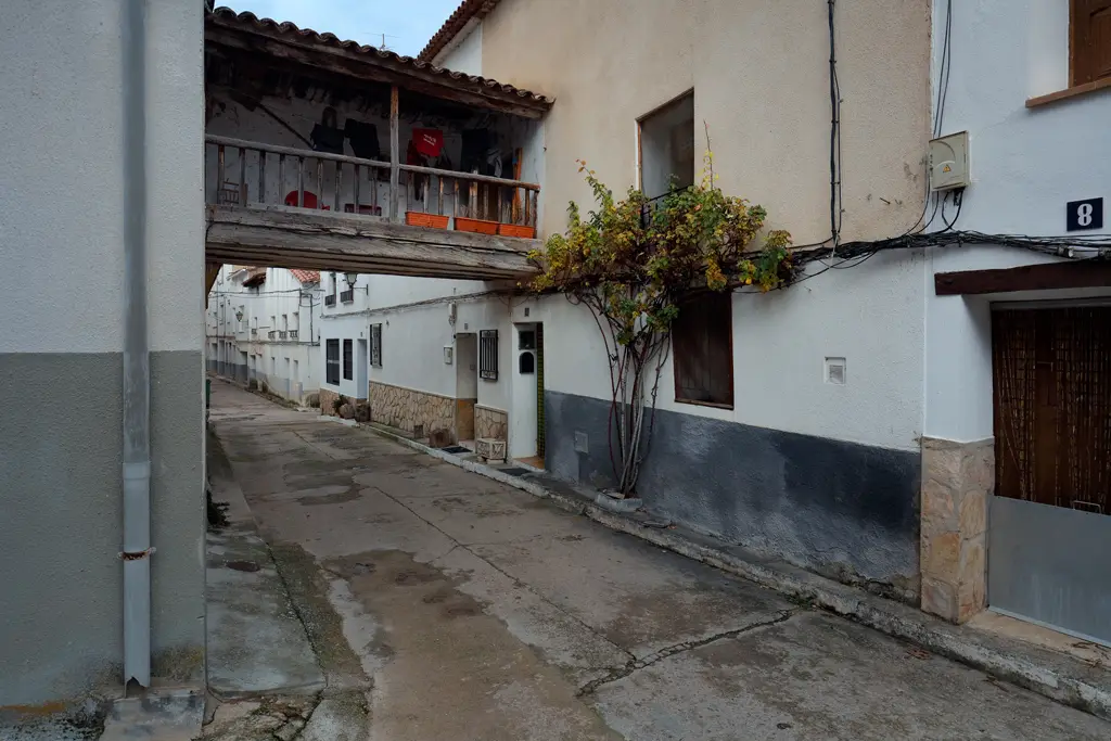 Calle San Bartolome in Cañete Calle San Bartolome in Cañete