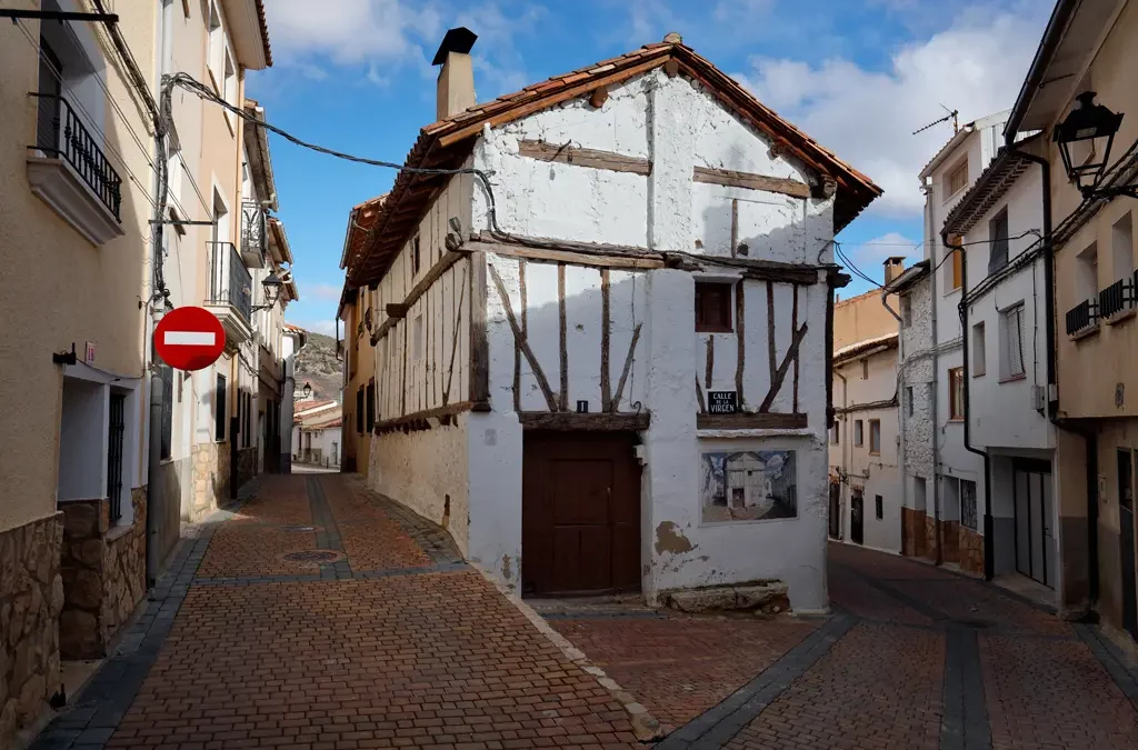 Cañete: A journey through time