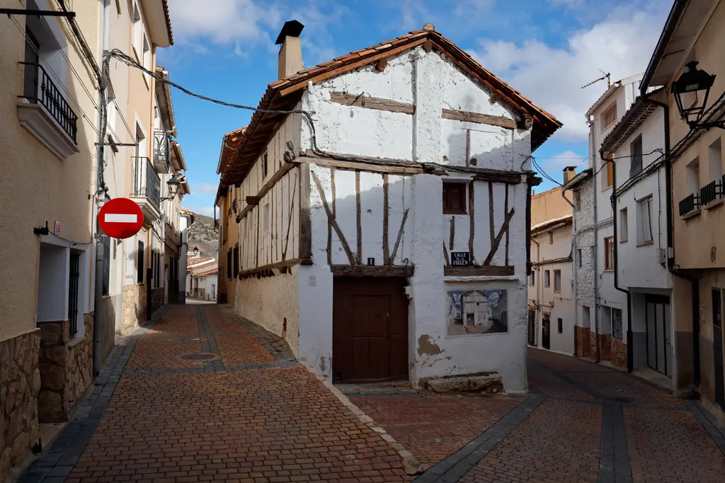 Historic house on Calle de la Virgen Historic house on Calle de la Virgen