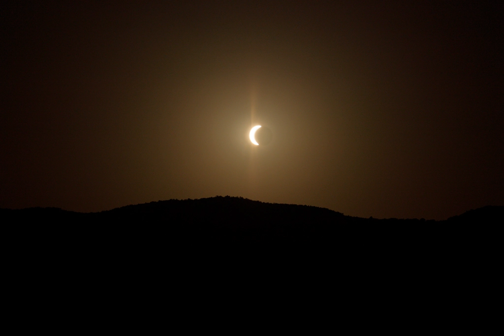 Hoping that we would see the maximum eclipse Hoping that we would see the maximum eclipse