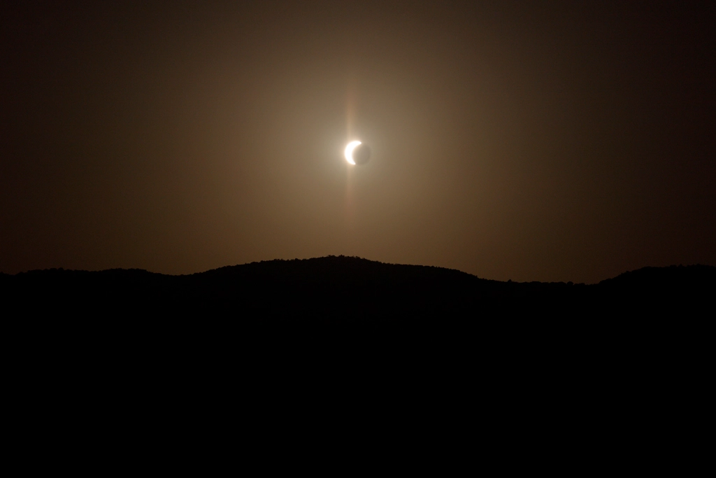 As the sun set, we saw the eclipse As the sun set, we saw the eclipse